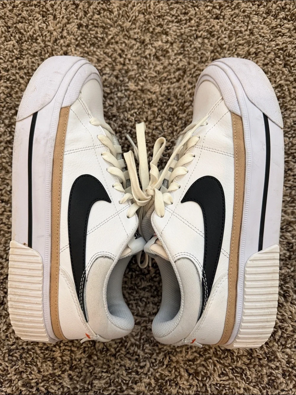 Nike Woman’s Court Legacy Shoes